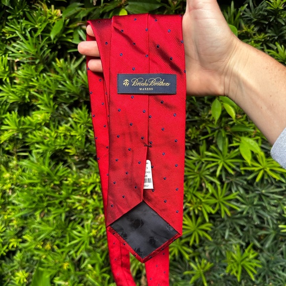 NWT Brooks Brothers Tie - Picture 8 of 9